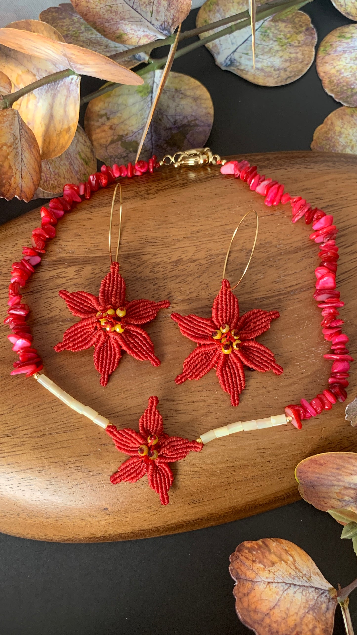 Conjunto Flor del Encuentro – Collar + Pendientes